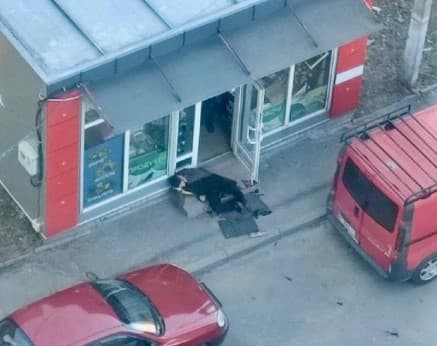 У Львові на вулиці підрізали чоловіка: на місці працює поліція