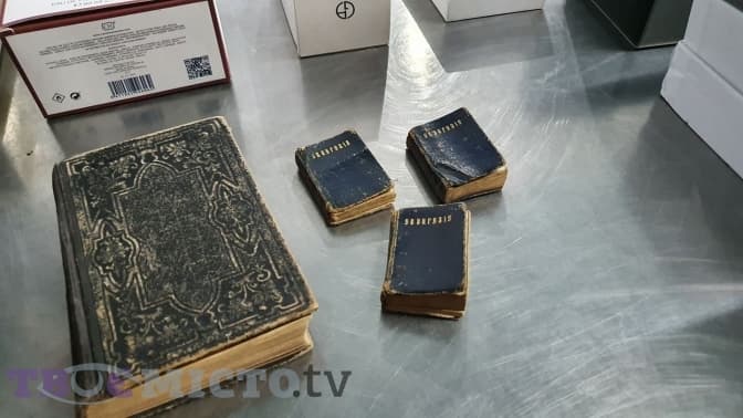 Євангеліє, техніка та прикраси. Що намагалися незаконно перевезти на Львівщині у 2021 році