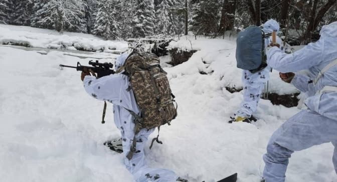 Українські захисники відбили атаки ворога поблизу 12 населених пунктів, – Генштаб