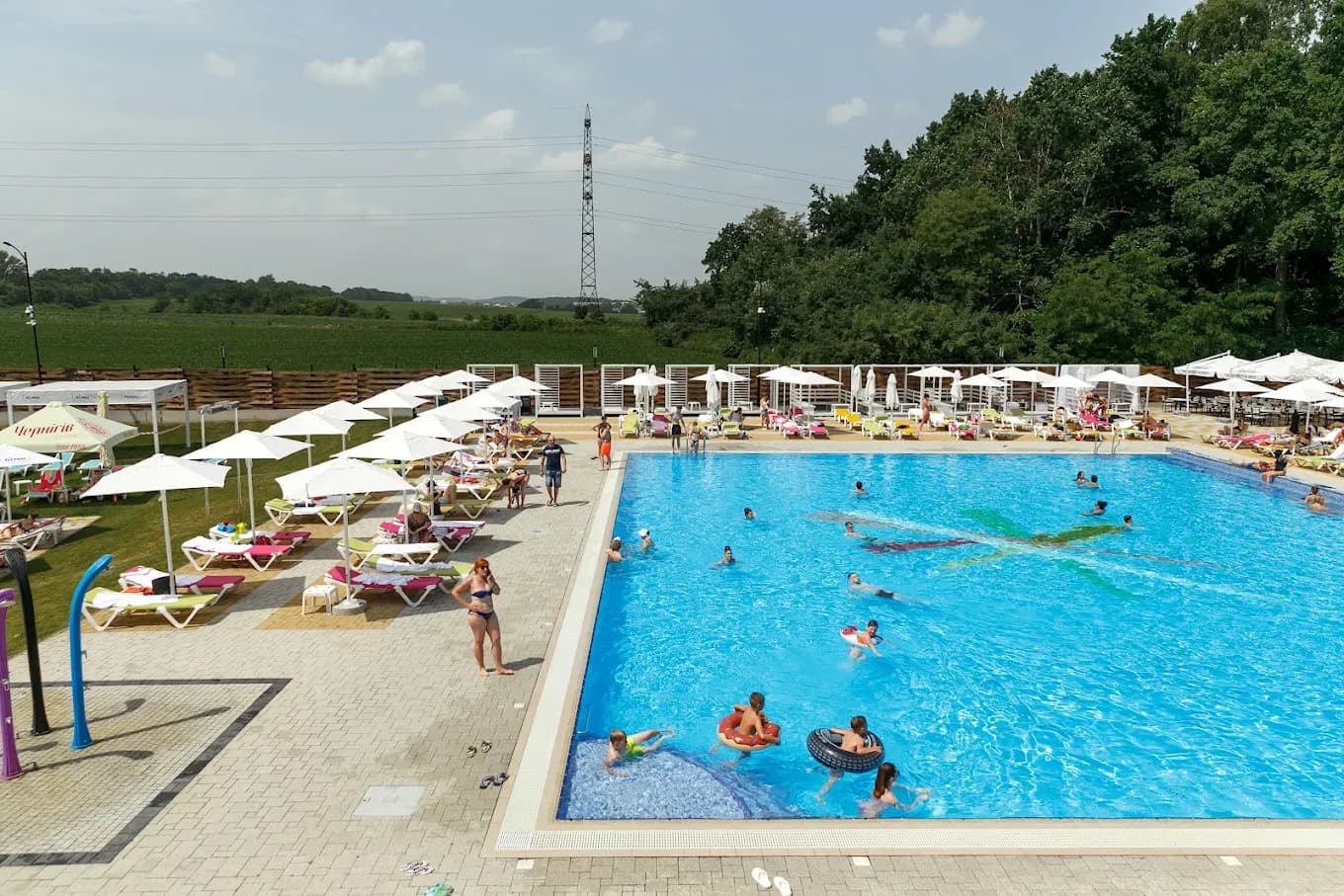 RUMBAMBAR Swim&Dance Club