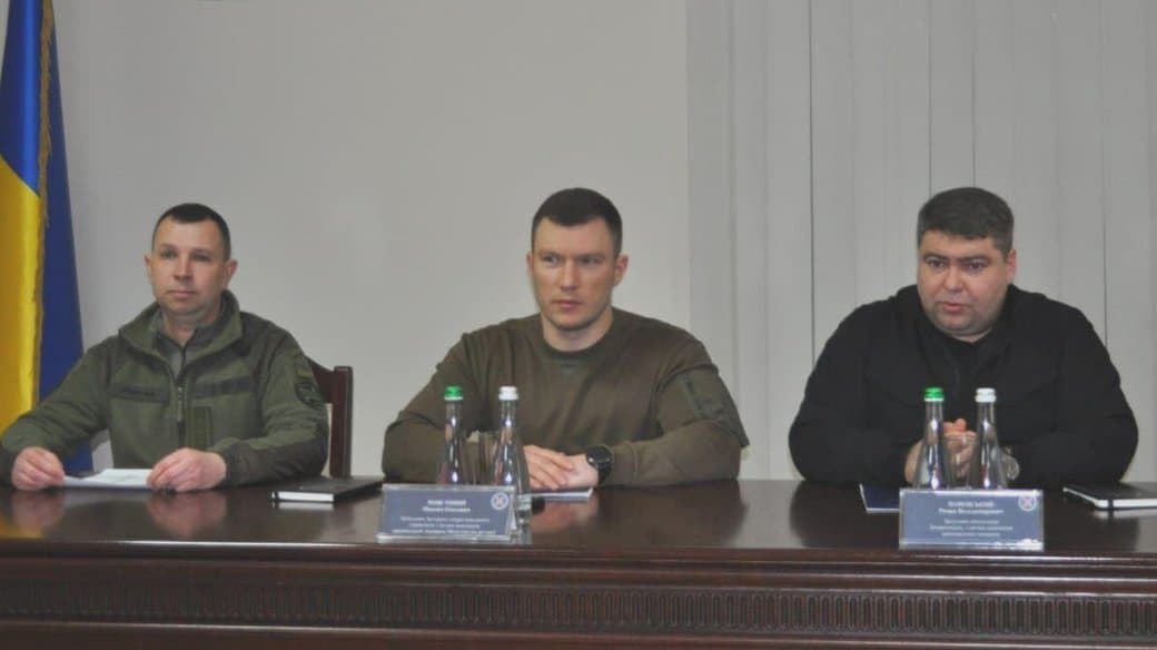 Представлення Максима Повстяного (посередині) / Фото: Державна кримінально-виконавча служба України