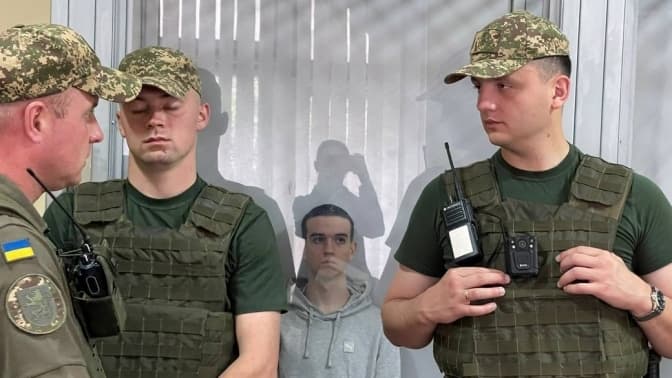 Адвокат Зінченка наполягає: на записах відеокамер — різні особи. У Львові відбулося засідання у справі Фаріон
