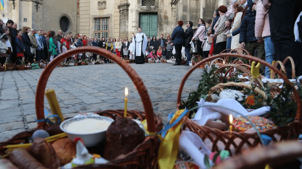 Глави Церков привітали українців з Великоднем