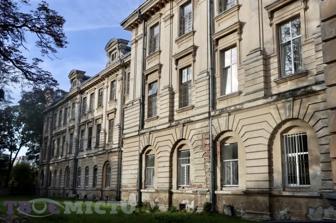 Секрети психіатричної лікарні на Кульпарківській. Фоторепортаж