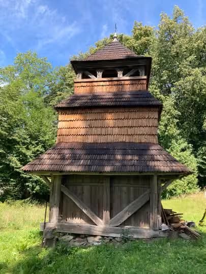 Унікальна дзвіниця