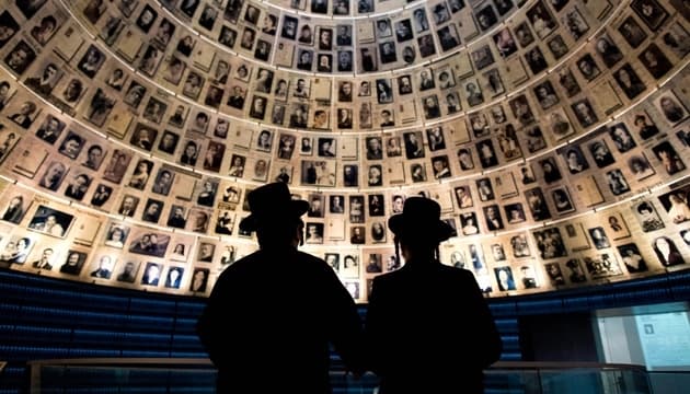 У Львові вшановують пам'ять про жертв Голокосту. Програма заходів