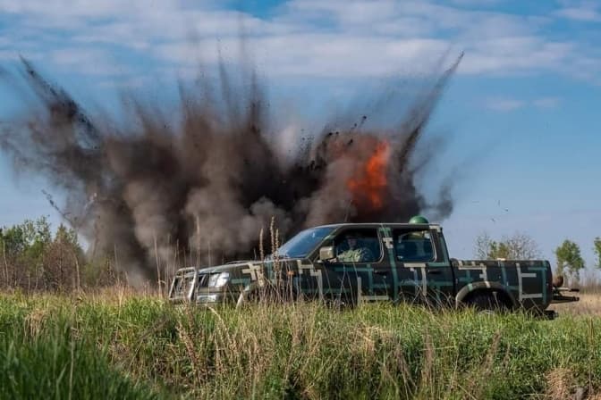 За добу сили окупанта завдали 32 авіаційних ударів та понад 40 обстрілів з реактивних систем залпового вогню