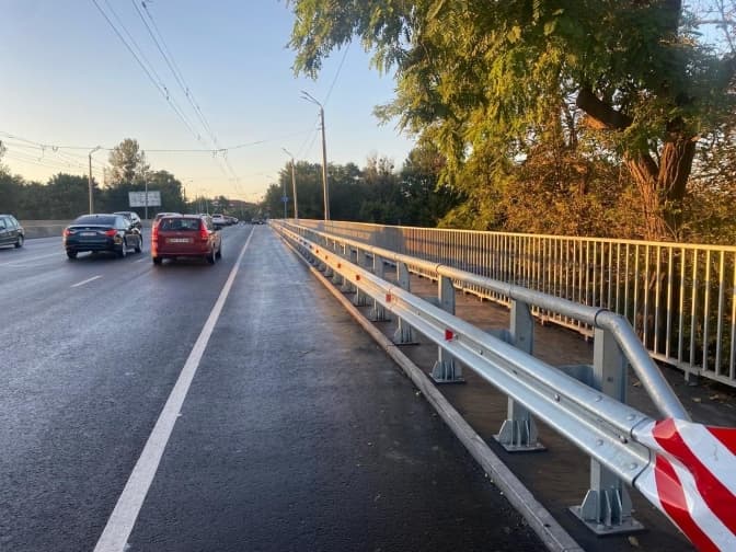 У Львові завершили укріплення мосту на вулиці Сяйво
