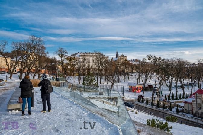 Сьогодні у Львові прогнозують невеликий дощ та ожеледицю
