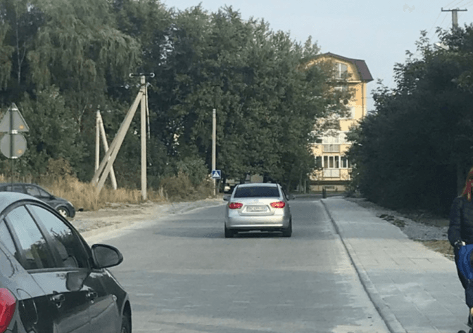 Вулицю Щирецьку у Львові відкрили для проїзду після ремонту