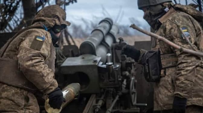 Президент відзначив мужність львівських військових із 24-ї ОМБр