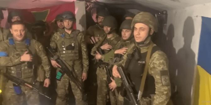 Перемога буде за Україною. Оборонці Маріуполя записали відео до Дня прикордонника