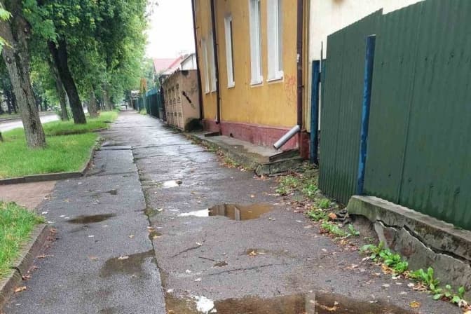 У Залізничному районі Львова облаштують ще одну ділянку безбар’єрного простору