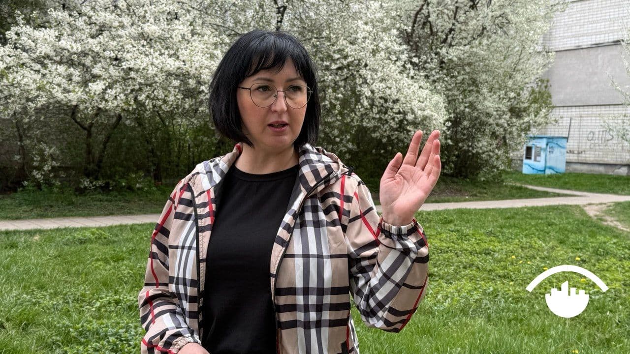 Голова ОСББ Ольга Шевців розповіла, що мешканці будинку на Лінкольна відповідально ставляться до сортування відходів