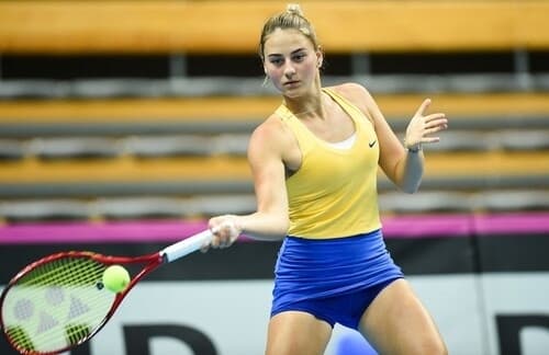 Тенісистку Марту Костюк освистали на Roland Garros за відмову потиснути руку білоруській спортсменці