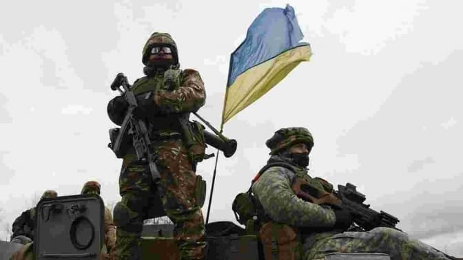 Пікапи та тепловізори для ЗСУ. Як сьогодні допомогти українським бійцям