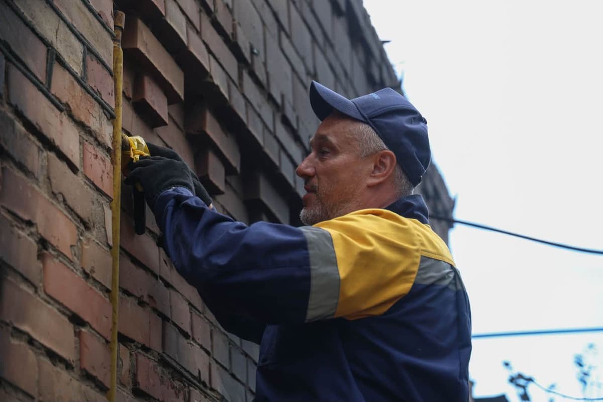 У Вишневому після російського обстрілу повністю відновили газопостачання