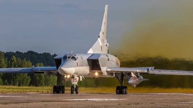 Українська ППО не здатна збивати ракети Х-22, якою поцілила росія в багатоповерхівку, – Повітряні сили