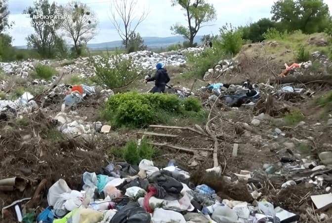 Суд зобов’язав одну із міськрад на Львівщині сплатити майже мільйон за незаконне сміттєзвалище