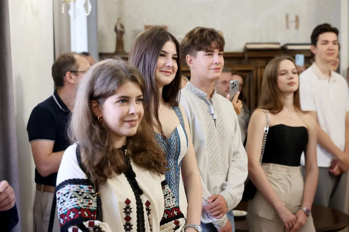Премія за високі результати НМТ: у Львові відзначили 32 випускників шкіл