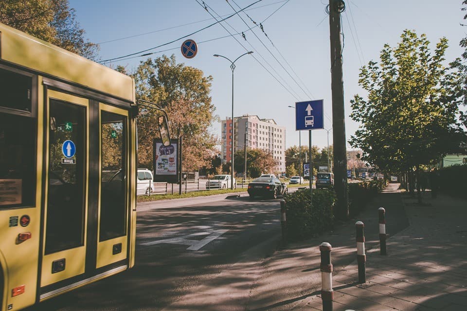 Петиція про ліквідацію виділених смуг на Чорновола у Львові набрала 500 голосів