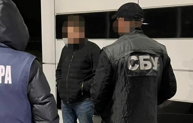 Мешканець Львівщини переправляв ухилянтів через держкордон за 12 тисяч доларів