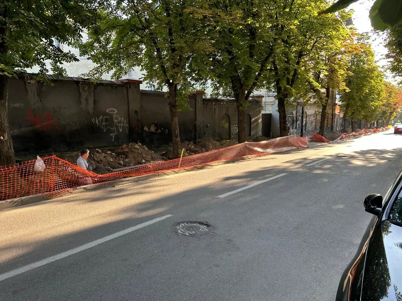 На Кривоноса під час земляних робіт виявили рештки мурованої стіни XVII століття / фото: Василь Петрик