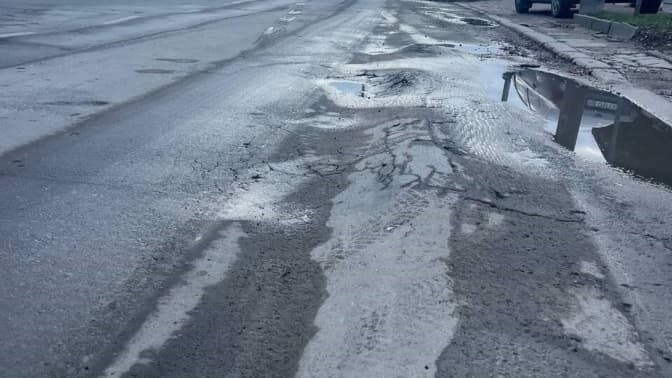 У Львові на одній із вулиць буде ускладнений рух через ремонт дороги