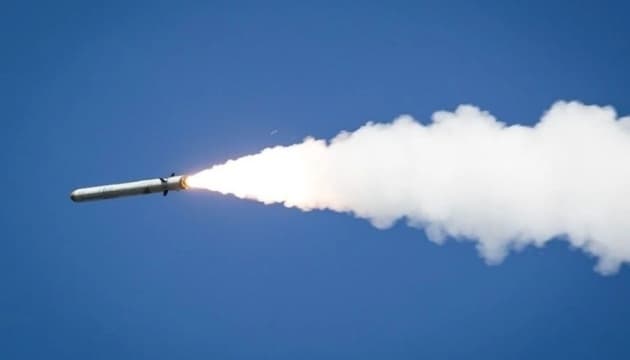 За тиждень росія випустила по Україні понад 2 тисячі дронів і десятки ракет – Зеленський