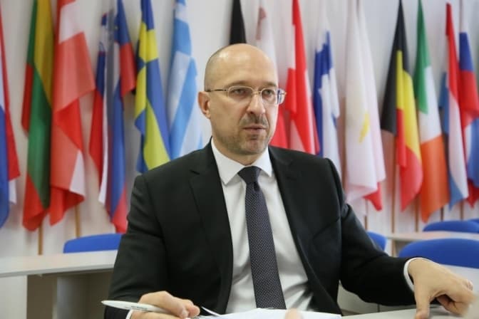 Через «Дію» можна буде розмитнити авто