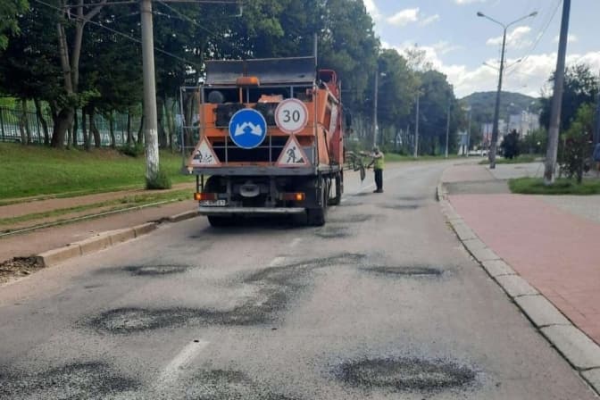 У Львові ремонтують дороги на 23 вулицях. Перелік
