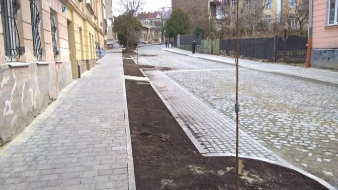 Вулицю Піскову відкривають після ремонту