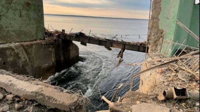 Наслідки ракетного удару по Кривому Рогу. Фото: Телеграм-канал Володимира Зеленського