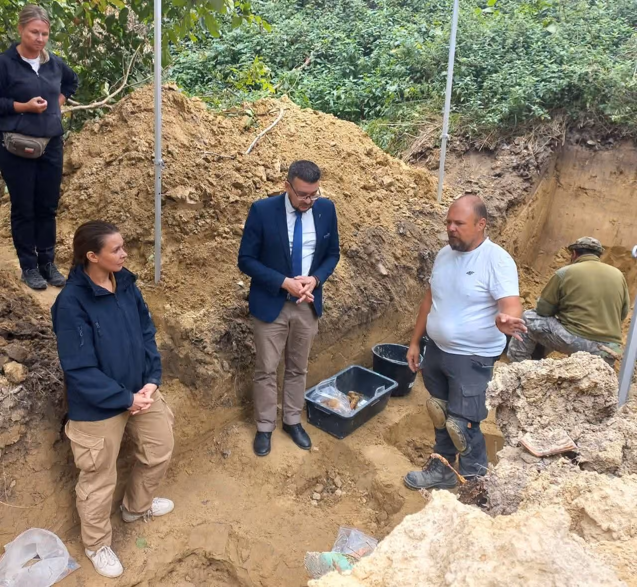 Ексгумація на старому Голосківському кладовищі / фото: УІНП