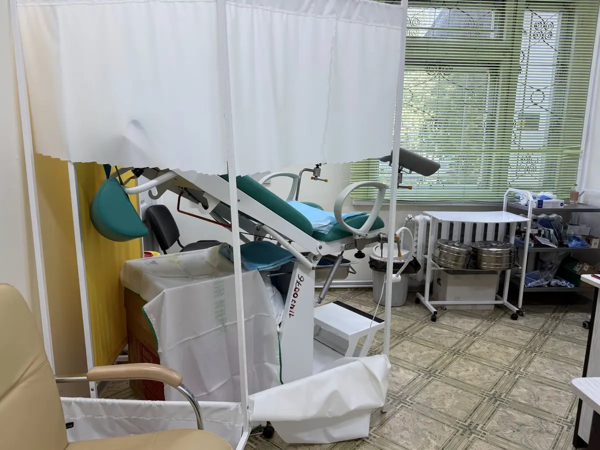 У Дрогобицькій лікарні вночі зловмисники понищили майно: що відомо