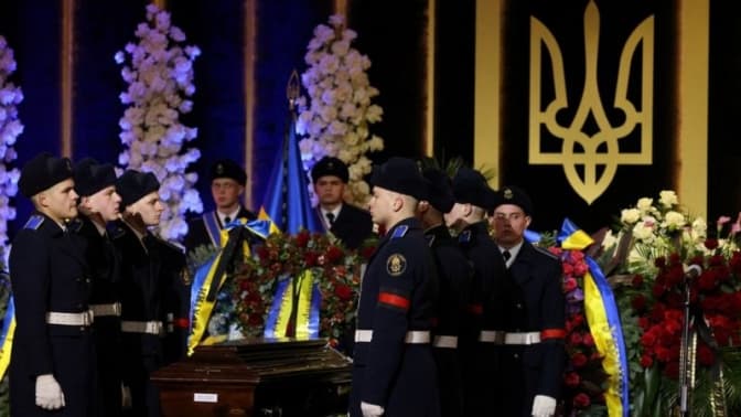 В «Українському домі» попрощалися з керівництвом і співробітниками МВС. Фото, відео