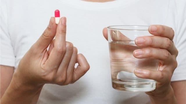 До чого може призвести зловживання антибіотиками при самолікуванні. Пояснення
