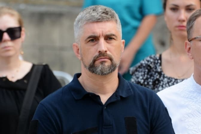 Голова правління «Укрзалізниці» йде з посади
