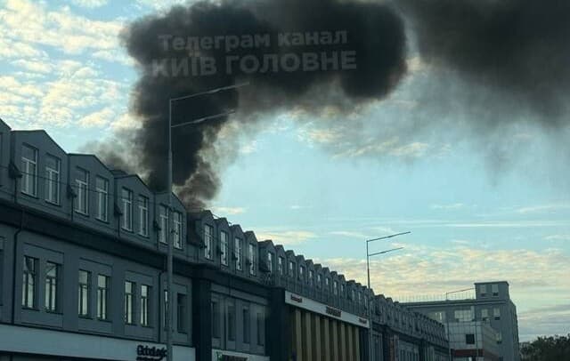 У Києві внаслідок атаки РФ пошкоджено бізнес-парк PROTASIV