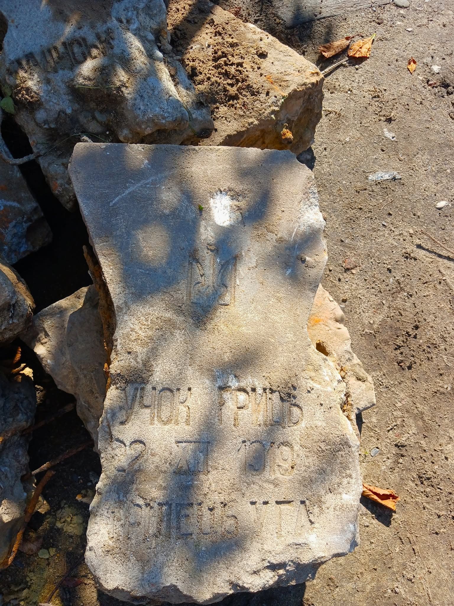 фото з сторінки у фейсбук "Незнаному воякови"