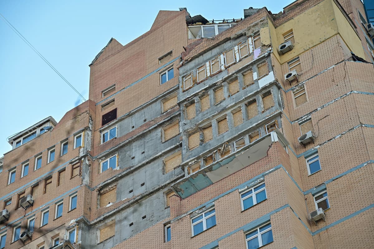Відновлення житла у Святошинському районі: понад 300 пошкоджених будинків уже придатні для проживання