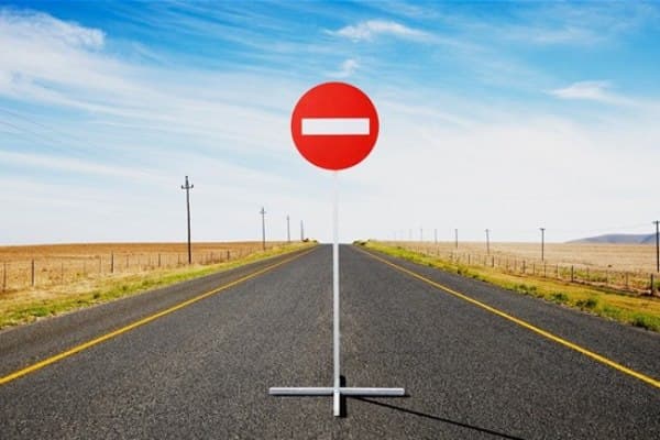 Ситуація на дорогах: через сміття перекриватимуть дві вулиці Львова