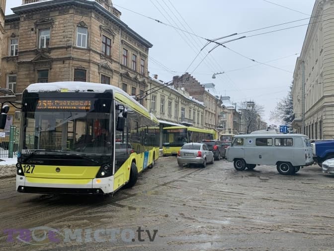 Громадські слухання про підвищення плати за проїзд у Львові пройдуть у Zoom