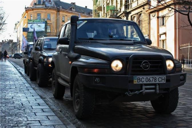 Львів’ян запрошують на кількагодинний автопробіг вулицями міста: де подивитися?