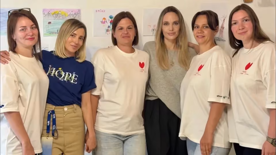 Анджеліна Джолі розповіла про свій останній візит до України: де побувала