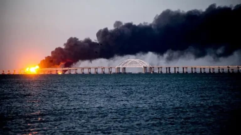 Пожежа на Кримському мосту / Архівне фото, Getty Images