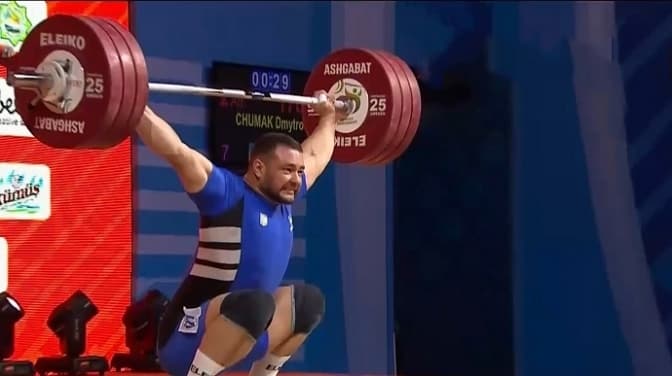 Український важкоатлет утретє поспіль виграв чемпіонат Європи. Фото