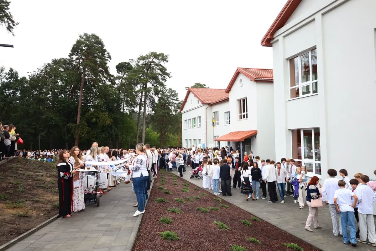 Публічний конфлікт виник у Львові через школу. Головний освітянин міста хоче пікетувати ОВА. Оновлено