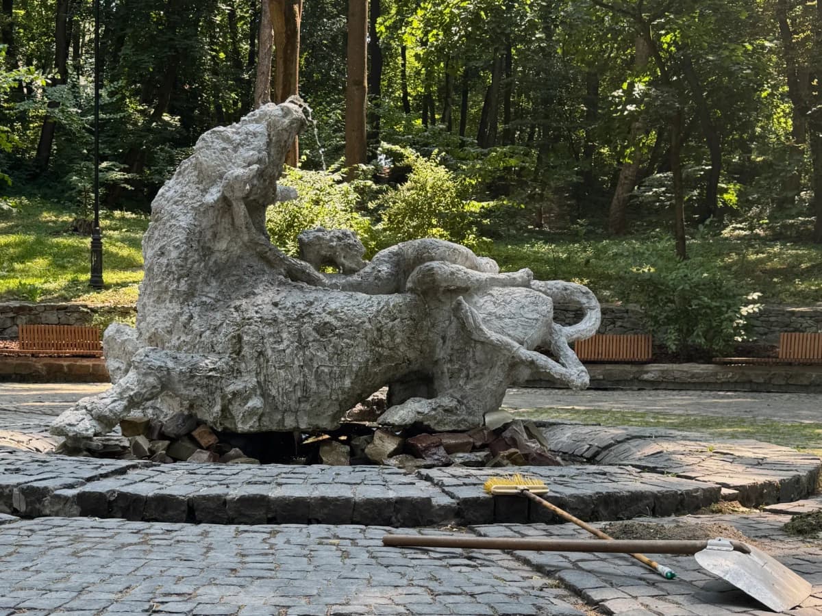 Новий фонтан з'явився у Стрийському парку. Чому він називається "Викрадення Європи"