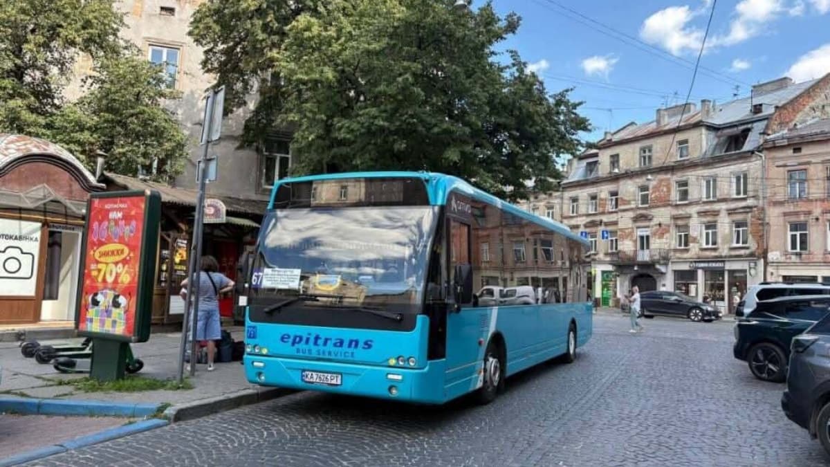 На один із маршрутів Львова додали новий автобус